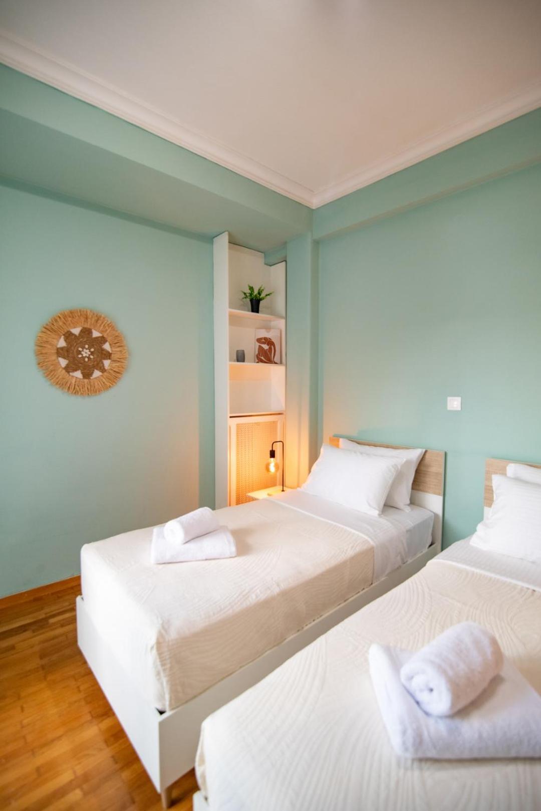 Plaka Historical Center Retreat Apartment Athena Bagian luar foto