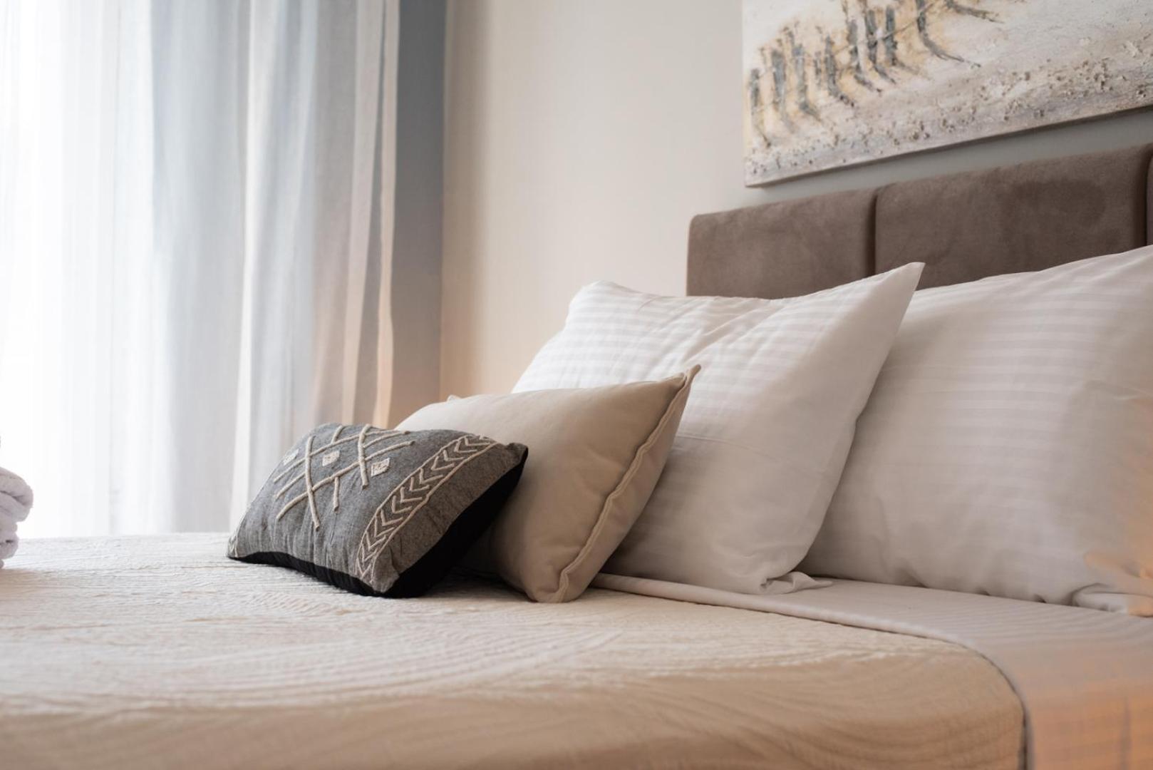 Plaka Historical Center Retreat Apartment Athena Bagian luar foto